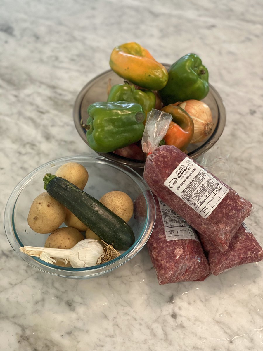 hextqualitymeat's tweet photo. @jimcramer Let's go make some sauce! Just add Hext Quality Ground Beef to it. https://t.co/lQXRCvKApH
