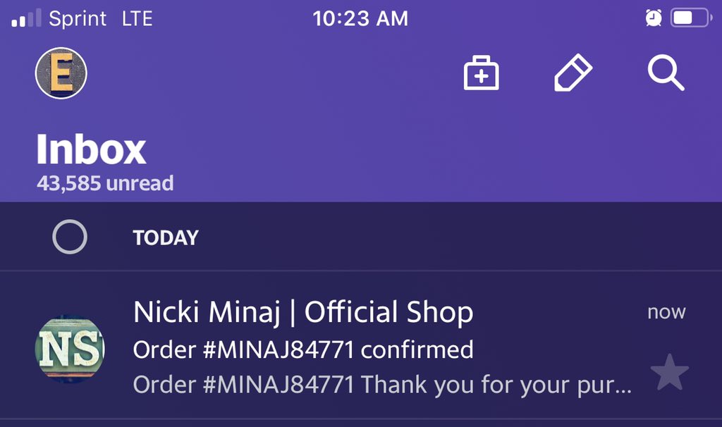 erion_jordan's tweet photo. Thanks @tentacionicki for donating money to buy โMoveYaHipsโ on Nickiโs website ๐๐พ https://t.co/GnNM6LyZhH