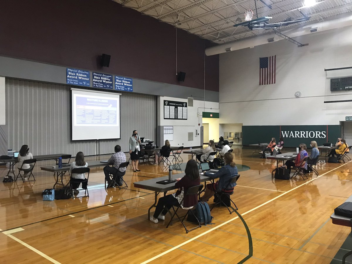 Phil_Georgia's tweet photo. People make a building a school! New Teacher Orientation is providing all the nuts and bolts info our staff need to start impacting students lives and learning right from the start. #ProudToBe15 https://t.co/buJsVs5ACc
