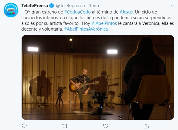 carestiafede's tweet photo. Qué incómodo ese concierto íntimo https://t.co/ytSPPc4g8I