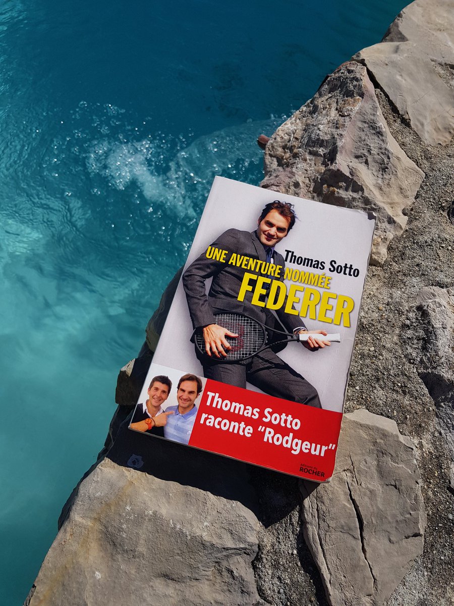 JohanCohen's tweet photo. Biographie de #RogerFederer ❤❤❤ ; une pensée obligatoire pour @bcurdy &amp; @syde  non parcequ' ils sont 🇨🇭 mais parce qu'ils aiment l'inspiration donnée par ceux qui marquent l'Histoire https://t.co/QI8h6VmxhE