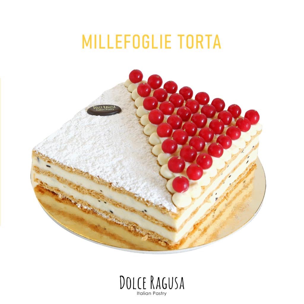 dolceragusa's tweet photo. Millefoglie torta Ricotta.
Our delicious italian cake.Light, fliky puff pastry layered with ricotta cream and chocolate chip. Happy time need sweet. Available in tow torta size and tow size of pieces. 

Order now!
 #riyadh #riyadhsweets #الرياض #حلويات_قهوة #حلويات_الرياض https://t.co/Prj7pD3EN0