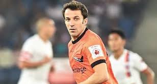 FLORENT MALOUDA, ROBERTO CARLOS, ALESSANDRO DEL PIEROClub: Delhi DynamosPeriod: 2015-2017, 2015, 2014The capital team getting the big stars? Say it ain't so! Well, Dynamos had three world cup finalists (two being winners as well) in their squad. Gotta say,pretty impressive