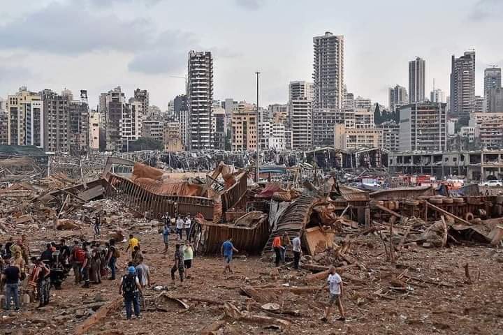 ebz_neaj's tweet photo. Aftermath of the explosion https://t.co/letp3VE4BN