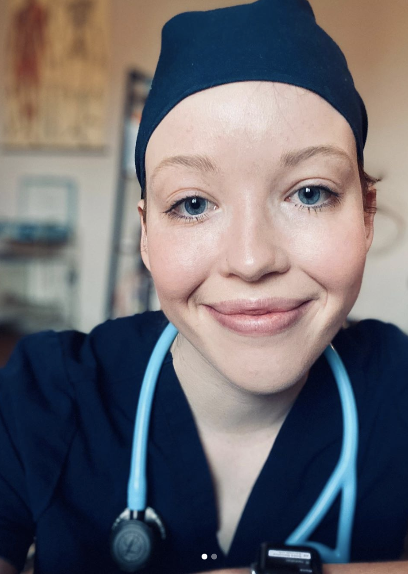 GWEMresidency's tweet photo. Happy birthday to our amazing nurse Hannah! @mind_bender31. Not only is she so much fun to work with, she won our Nurse of the Year! https://t.co/yym8hKjk4l