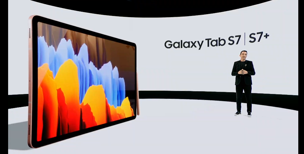 breadchim's tweet photo. tablets getting bigger and bigger every year https://t.co/xjQIaMkj9a