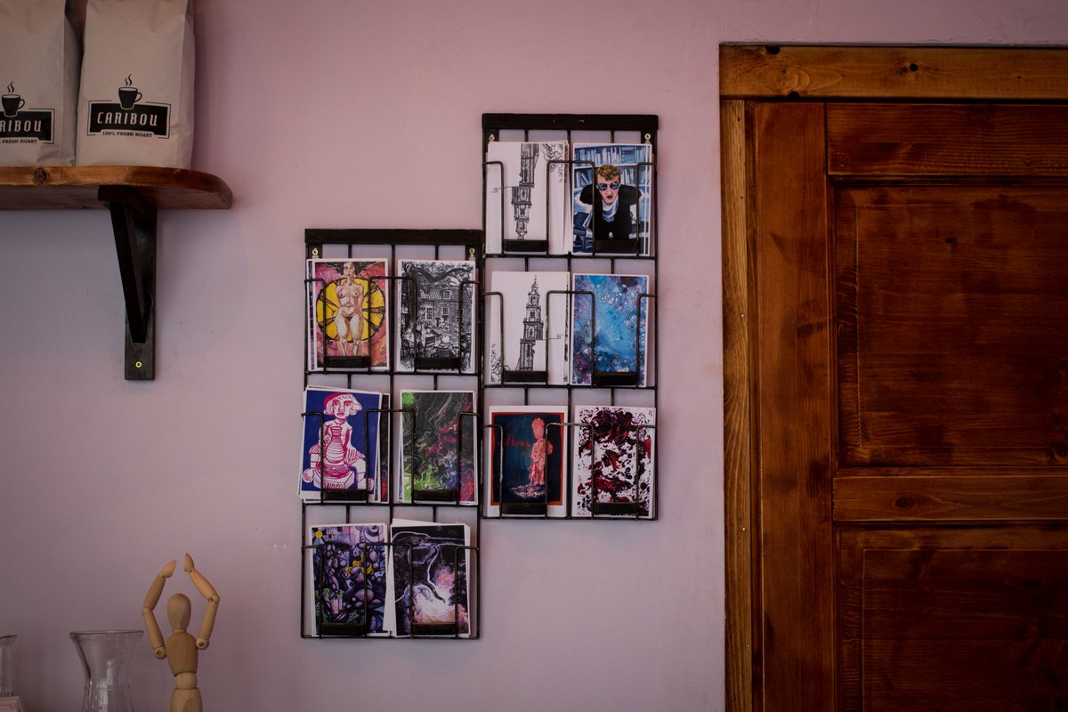 welovebudapest's tweet photo. Check out tonight's Life Drawing session, or just swing by for some coffee and art-making throughout the week, at the newly relaunched Painters Palace in Budapest! 

#budapest #fineart #community #makearttogether #painterspalace 

https://t.co/0JaIXnwsBw https://t.co/AkDy8kyRQl