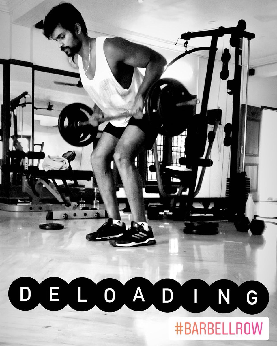Cammycrj6lq's tweet photo. Wednesday workout done ✅
.
.
.
#wednesdaymorning #WednesdayMotivation #workout #workoutmotivation #deloading #back #biceps #barbellrows #fitnessmotivation #fitnesslifestyle #shredded #Covid_19 #Chennai https://t.co/DT7a7cn0xM
