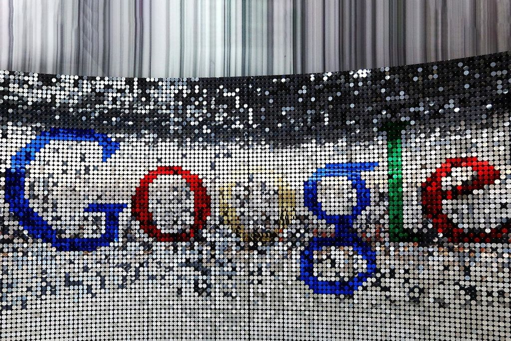 FBAmonthly's tweet photo. Google is Coming After Amazon's Marketplace Merchants 
@adage #amazon #amazonseller #fbamonthly #amazonnews #amazonsellernews #newissue #fbanews #sellernews  

https://t.co/74UYCSz4om https://t.co/YIy8Fs5VsG
