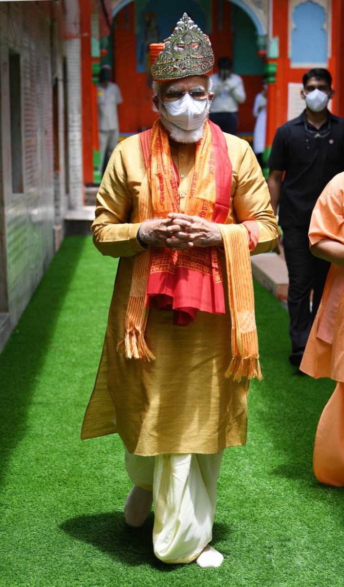 DrPriyankaBMR's tweet photo. प्रभु श्री राम के भव्य मंदिर का निर्माण प्रधानमंत्री @narendramodi जी के मजबूत और निर्णायक नेतृत्व को दर्शाता है।

इस अविस्मरणीय दिन पर सभी भारतवासियों को मेरी हार्दिक शुभकामनाएं। मोदी सरकार भारतीय संस्कृति और उसके मूल्यों की रक्षा व संरक्षण के लिए हमेशा कटिबद्ध रहेगी। https://t.co/Lf4jrTL6bI