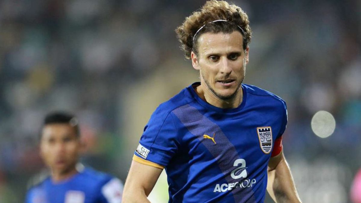 DIEGO FORLÁN, FREDRIK LJUNGBERG, NICOLAS ANELKAClub: Mumbai CityPeriod: 2016, 2014, 2014-2015Speak about characters, eh? I suppose the biggest shoutout here should go to Forlán 5 goals in 11 matches for Mumbai. I find that quite impressive given he has in his late 30s.