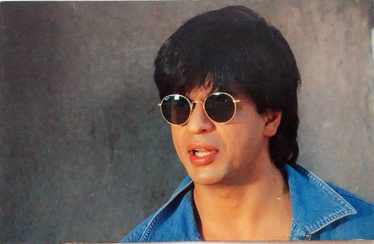 Shahrukh khan in 90s was something else; a thread of pure beauty