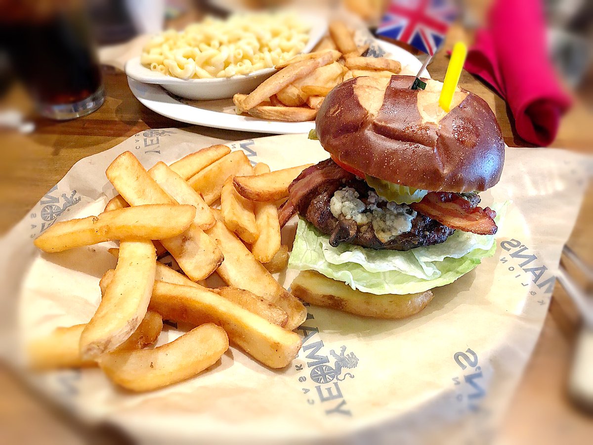Tampa, FL
If you’re near downtown Tampa &amp; looking for a solid lunch spot, look no further than <a href="/YeomansCaskLion/">Yeoman's Cask & Lion</a> A cool 🇬🇧 vibe with the decor to match - but the sandwiches 🥪 &amp; burgers 🍔 are royalty here! Add bacon &amp; blue cheese and Coach is one happy dude!! 😎😎