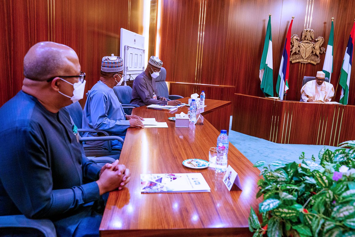 President <a href="/MBuhari/">Muhammadu Buhari</a> received briefing from Presidential Task Force on #Covid19 at the State House, Abuja.

#AsoVillaToday