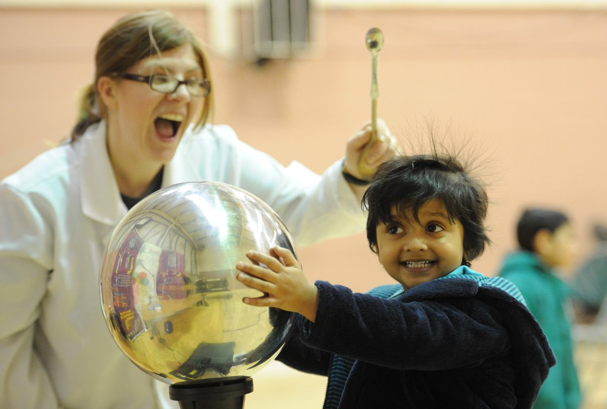 KiddiPlan's tweet photo. Exciting experiments, dynamic demos and awesome activities - expect this and more at one of @madsciencelive's incredible summer camps! Anyone aged 5-11 is welcome to join in in the fun!
Seach 'Mad Science' in the link in our Bio to book! https://t.co/e2BskJJJMd