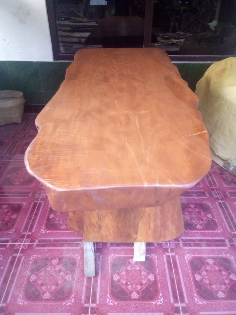 KayuQu's tweet image. Mari di tunggu orderan berikutnya meja solidnya, harga mulai 1.500.000/ set (1meja 2 kursi)