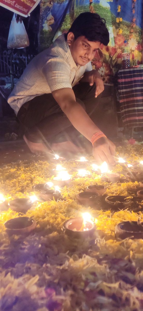 HARISHAZAD7's tweet photo. అయోధ్యలో ఈరోజు  భవ్య రామ మందిర శంకుస్థాపన మహోత్సవ సందర్భంగా విజయవాడ గాంధీనగర్ లో దిపార్చన కార్యక్రమం నిర్వహించడం జరిగింది.
#Andhara4RamMandhir
#RamMandir4Bharat https://t.co/Z1yx4x7R3g