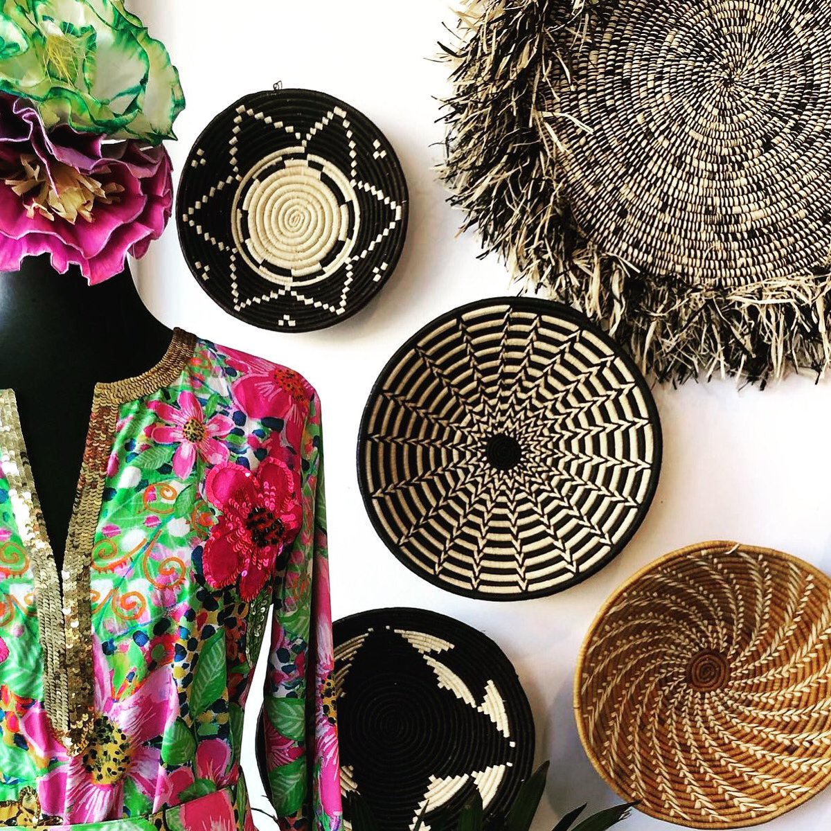 Empowering you to choose the best products for your shop. African. Unique. Hand-crafted. Order AfriBeads wholesale at Trada Marketplace
trada.io/shop/afribeads 
Photo at Moore Design
#afribeads #africa #uganda #ethicaldecor #ethicalhome #sustainabledesign #naturalbasket