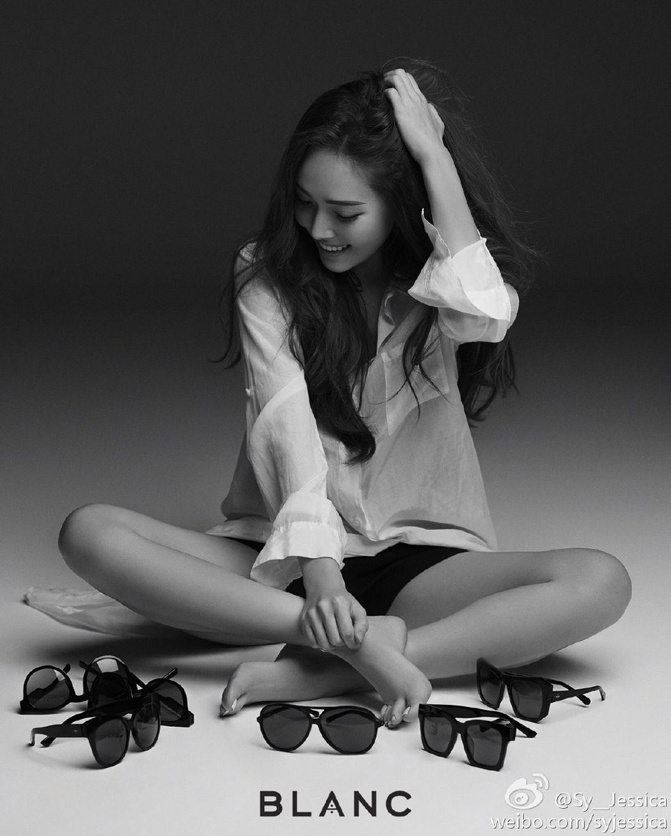 timeto_jsy's tweet photo. 140806 웨이보 
#제시카 #Jessica #JessicaJung https://t.co/0PHlc6CTjq