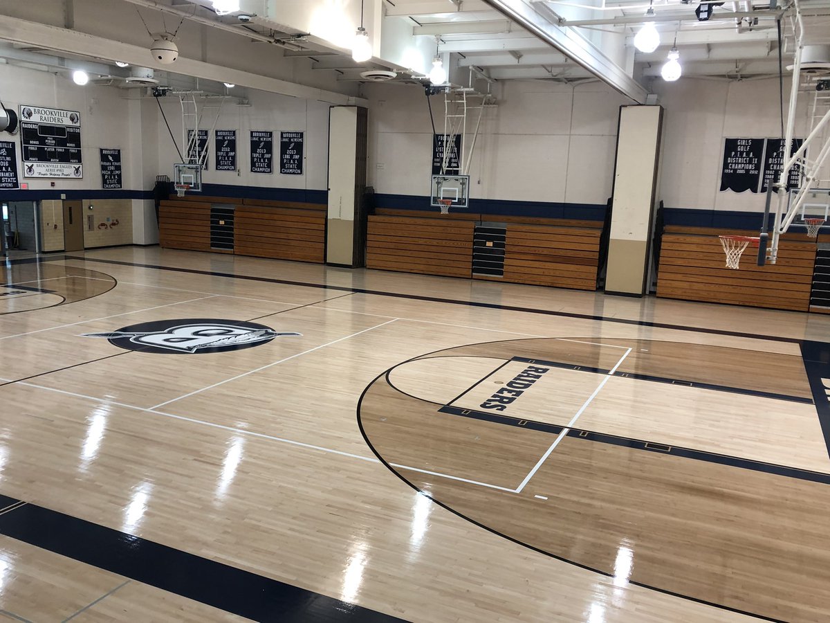 TheSkinny1969's tweet photo. Refurbished court at Brookville High looks great. Even better w balls going over nets and into baskets obviously. Change of court color took the yellow tint away .. for us photogs that matters. https://t.co/FCwTwfsNP6