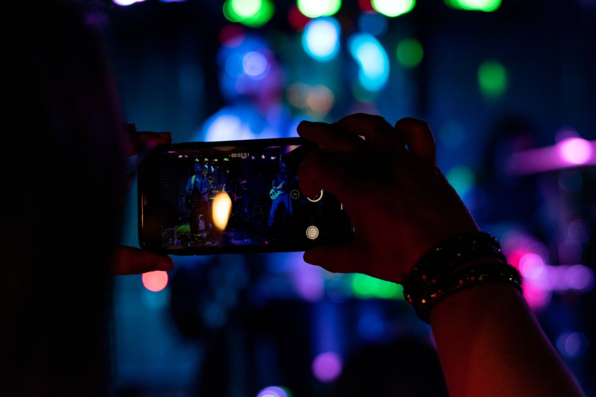 What bands would be on your dream gig lineup? Let's have some fun🤘

Stream Louzada on Spotify 👉 bit.ly/LOUZADAsp