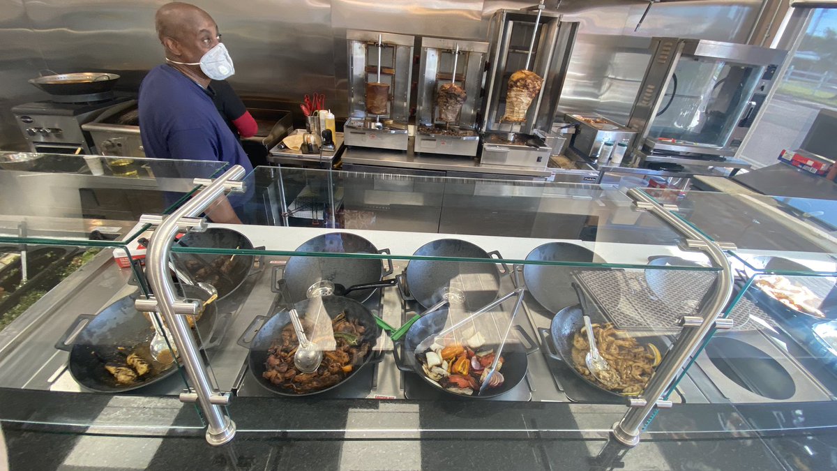 habibi_maz's tweet photo. My Parents just opened up their brand new restaurant in palmetto, if your looking for authentic Mediterranean food from a family who’s been serving the community for the past 10 years please stop by Jerry’s Grill &amp; Bowl https://t.co/jywpBU8GfB
