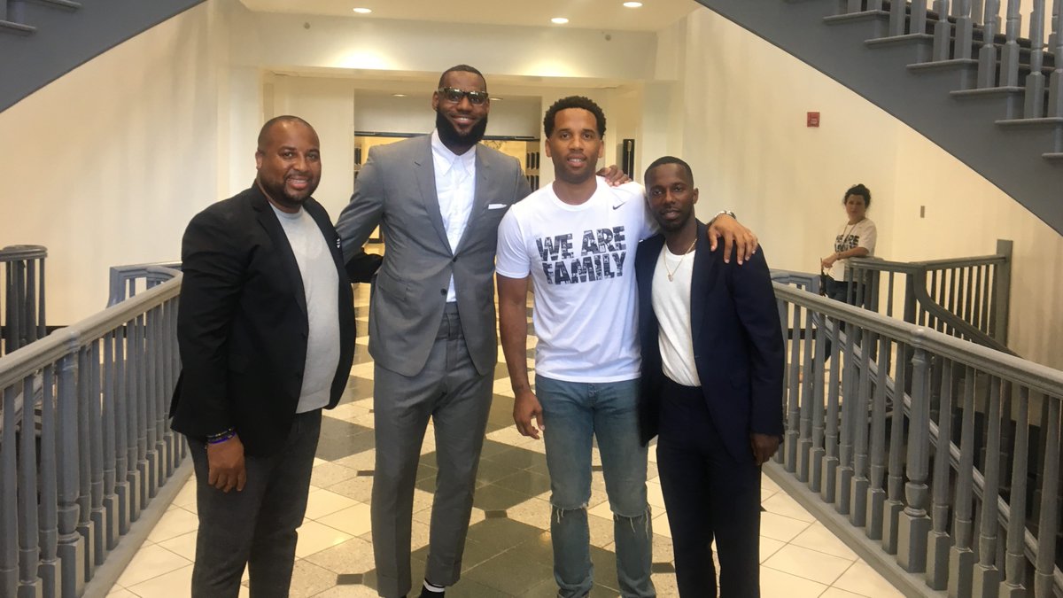 During this period, off the court LeBron formed an inner circle that included Maverick Carter, Rich Paul and Randy Mims. This group is today famously known as LMLR Marketing.Mav Carter became LeBron's business headRich Paul became his agent.Randy Mims became chief of staff.