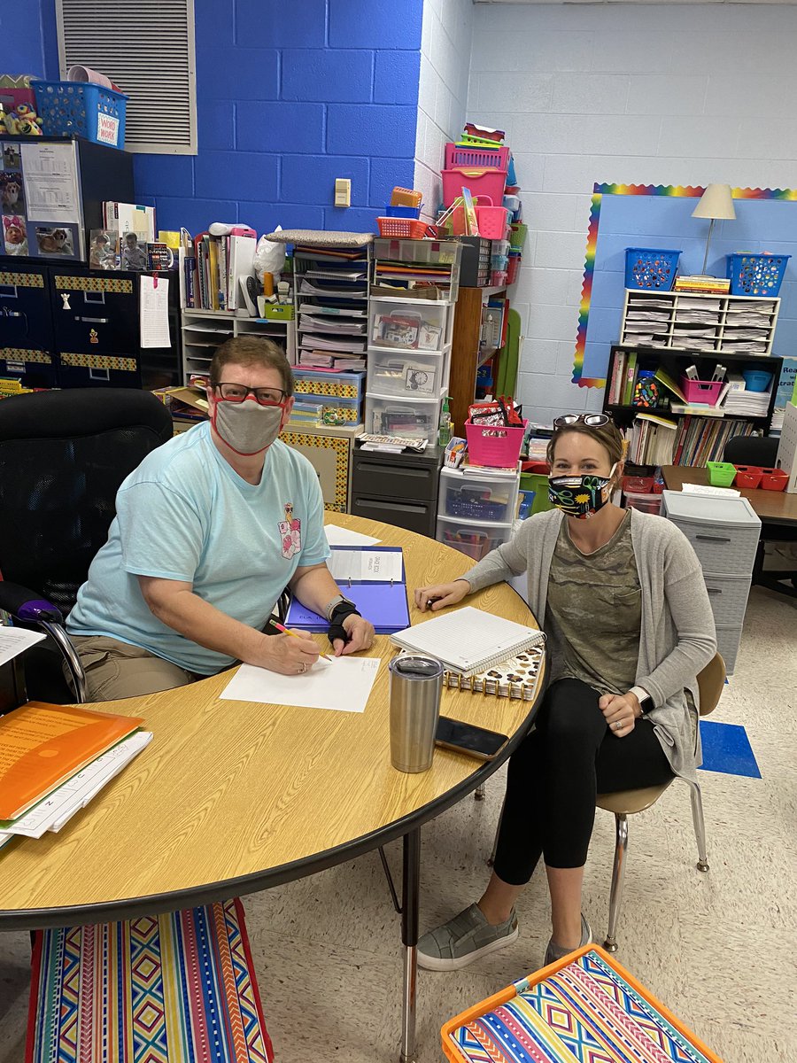 MES team starting the year strong! We love our students. <a href="/MESMustangsTN/">Millersville Elementary School</a> @co_sumner <a href="/scottlangford72/">Scott Langford</a>