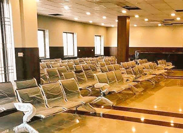 PTIPoliticsss's tweet photo. Khidmat Markaz Multan is ready for inaugration. It will be offering 78+ services to the people of Multan, under one roof. Will be functional from 14th August 2020 InshAllah.
#Multan #PTI https://t.co/dRrw5X9xBz