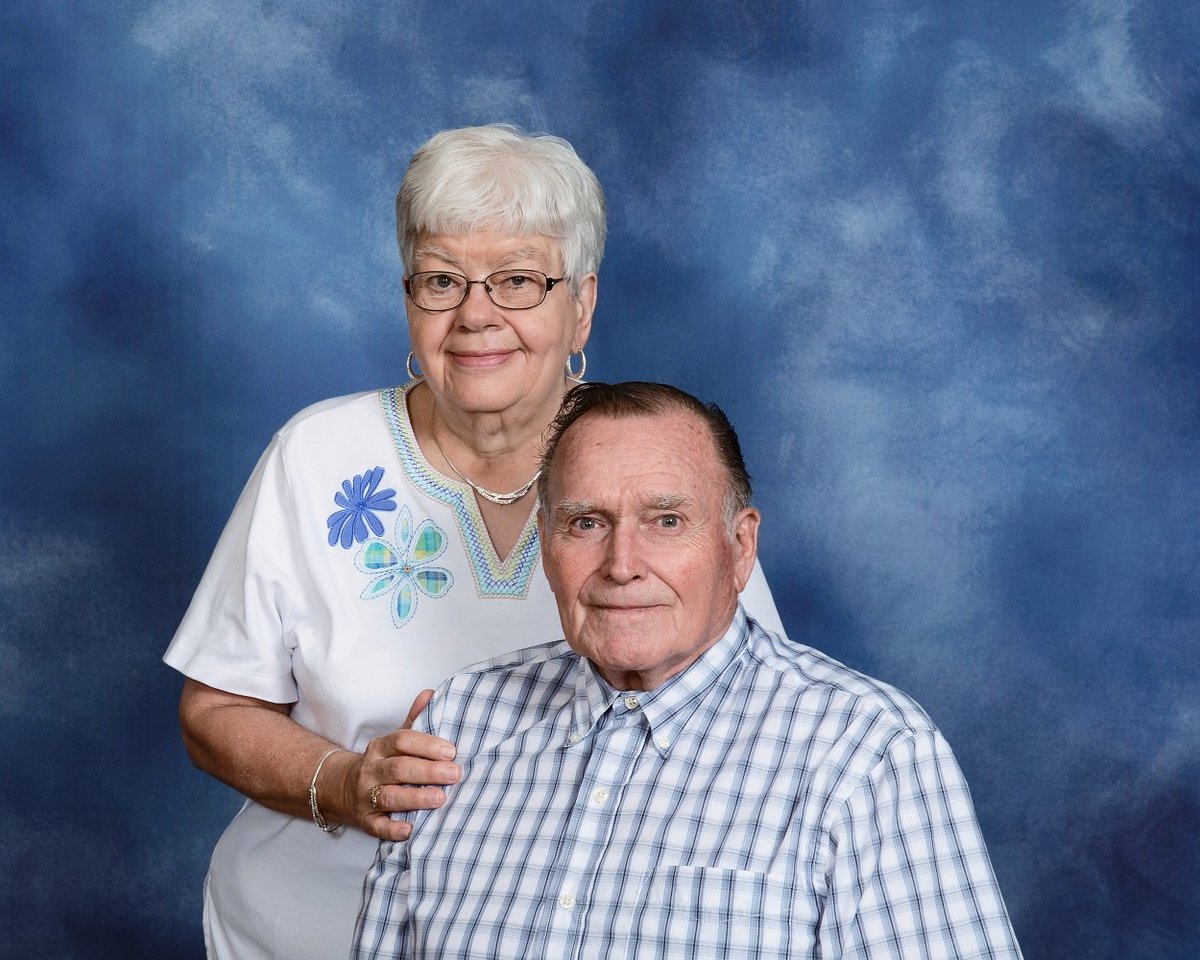 Summer is a time for wedding anniversaries. Want to submit a wedding anniversary of 50 years &amp; above ? Visit the Lumen Media website for some guidelines - lumenmedia.org/sending-announ…
Congratulations to all those celebrating anniversaries this summer!! #lumenmedia #nwiowacatholic