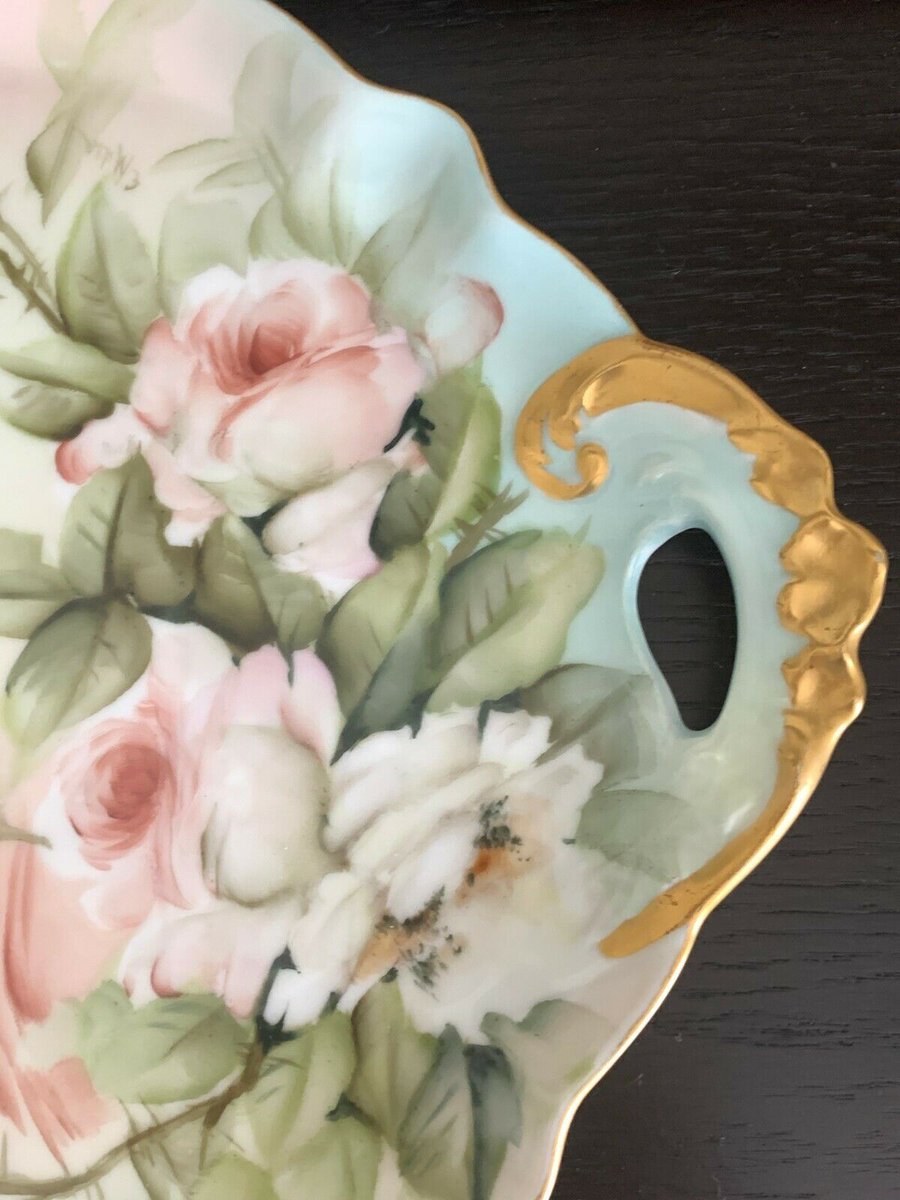 AAandMore's tweet photo. Check out Fine Antique Limoges T&V France Signed E. Miler Roses Design Tray #Limoges #TandV #Antiques https://t.co/bLCcVCj7gU via @eBay https://t.co/oL8rc5cIKx
