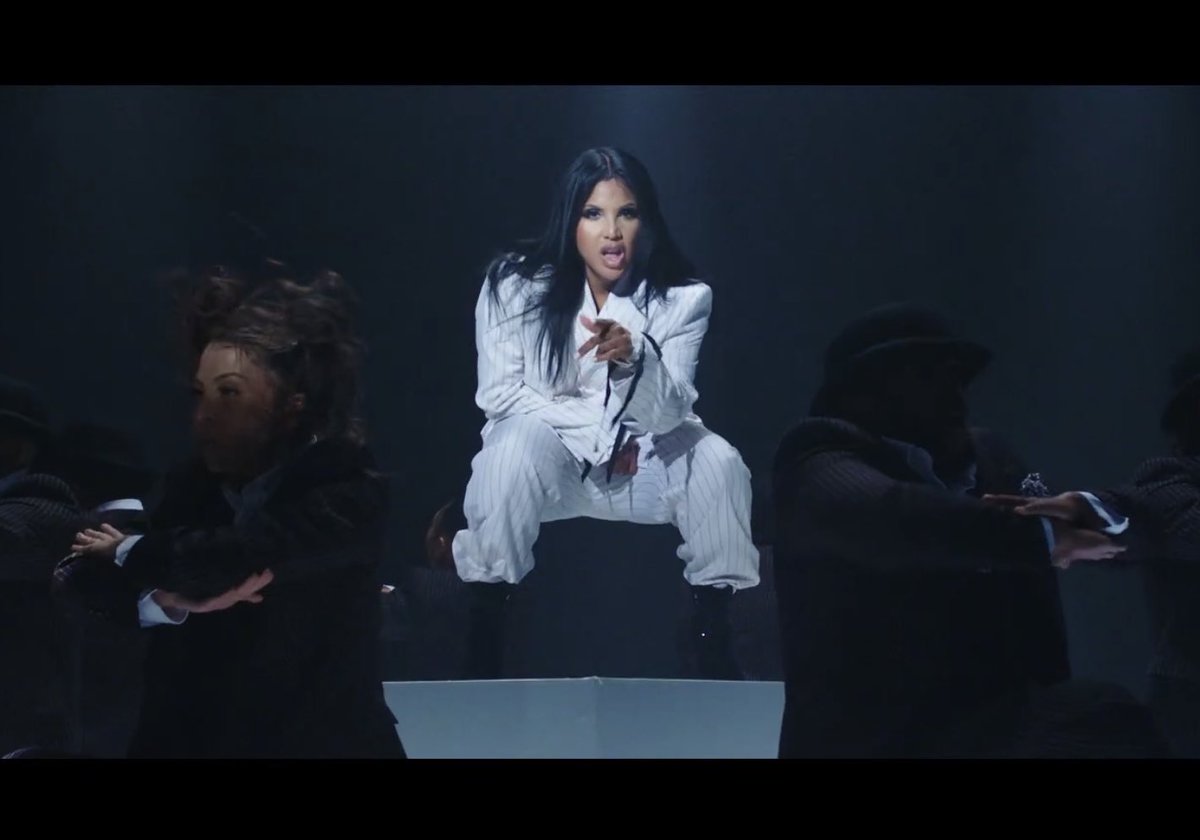 bsmart4life's tweet photo. Some of my fav shots of
π @tonibraxton π
WHOLE LOOK π₯
#DANCE
#TakingOutNegativeInfluences https://t.co/aGOXa5j9Sv