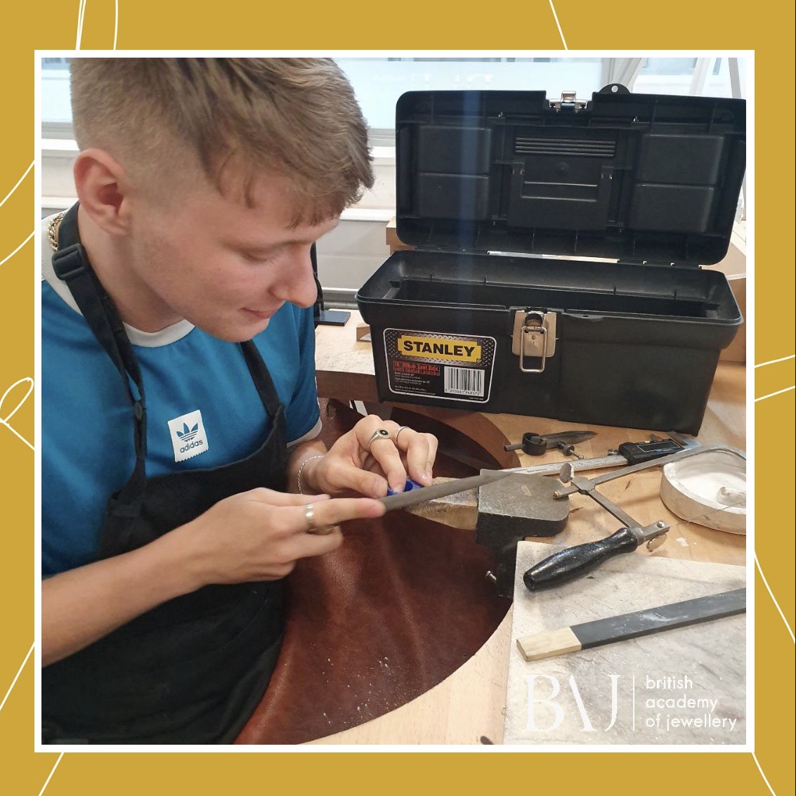 BAJ_UK's tweet photo. ⚒ BAJ BIRMINGHAM: Using the technique of wax carving, BAJ student Tom Rigby created this ring last week. The class had to produce a design based around fairytales. Tom designed this signet ring with a tree of life design.
#BAJstudents #BAJbirmingham #waxcarving https://t.co/7NMgJE59Yn