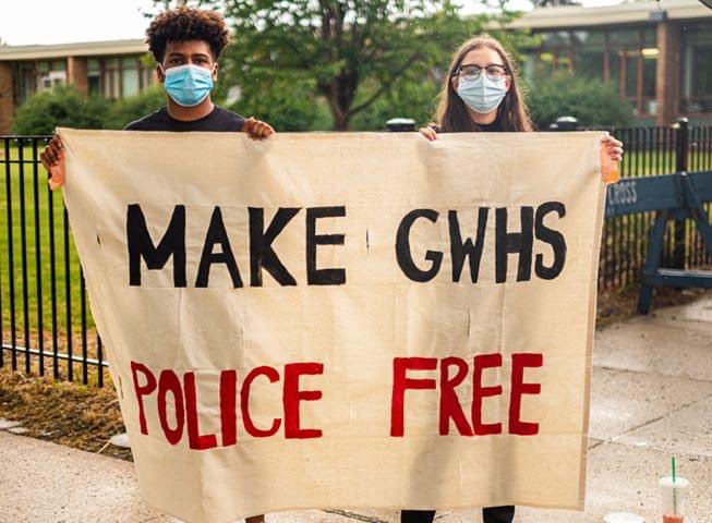 Okaaaayyyy, GWHS, we see y'all 🔥 🔥 
This past weekend, the students said #policefreeschools, period. Students held a rally outside of GWHS &amp; reimagined where $33 mil could be invested in for students

Follow them on instagram at @cpdoutofgw. #CopsOutCPS
Photos by Oscar Sanchez.