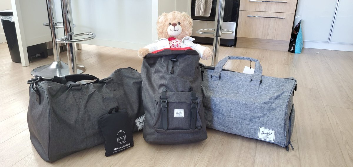 Got this in the mail today!! Thank you sooo much <a href="/Herschelsupply/">Herschel Supply</a>!! My fiancé and I are going to put these to great use! 😭💖💜
