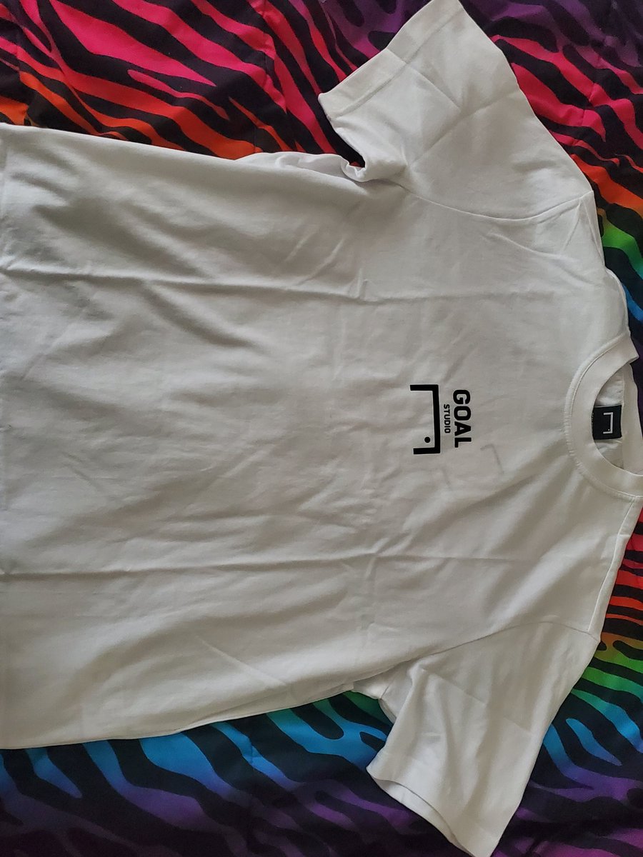 Jungkook4life97's tweet photo. My package from the #Go_ILAND event got here 🥰 Again, thank you guys so much 🧡🥺🙏 #ILAND https://t.co/54Bk8rICHf
