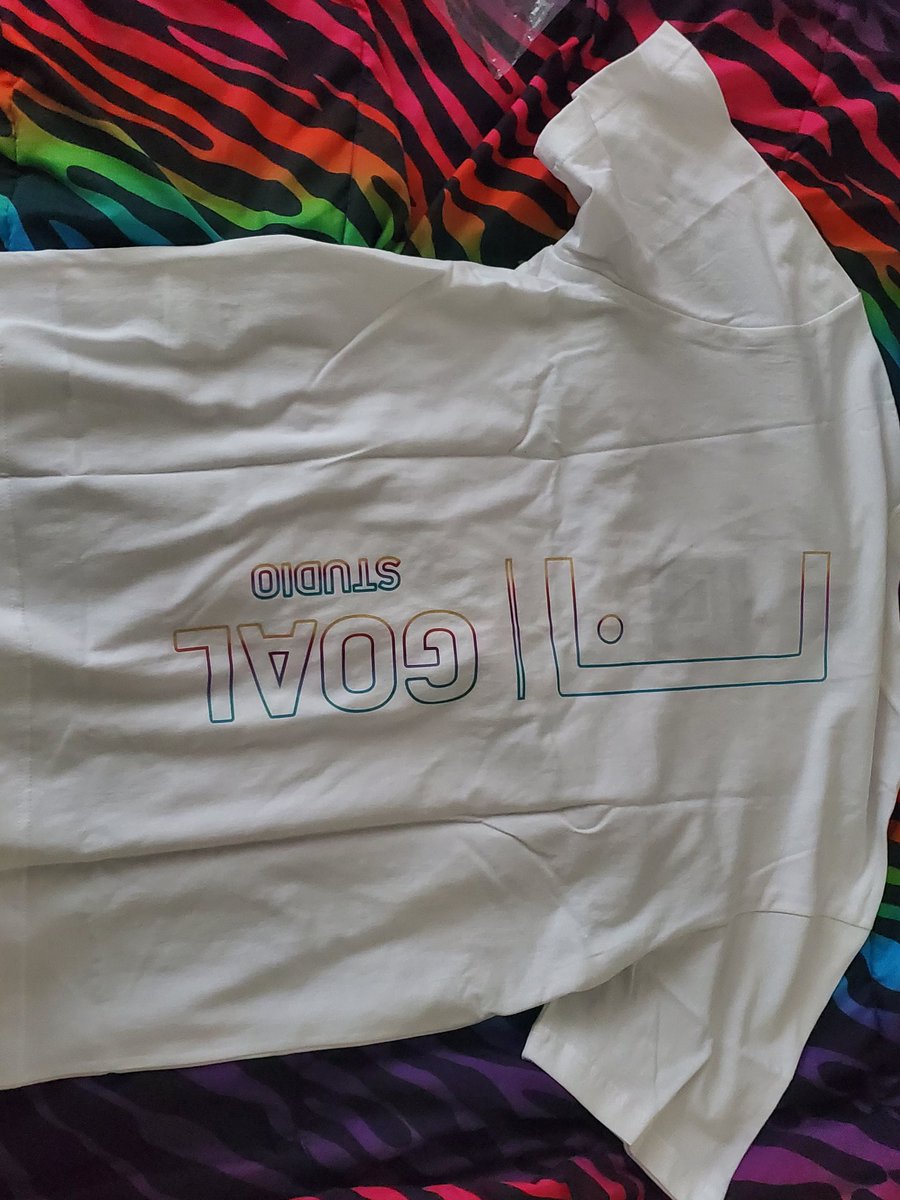 Jungkook4life97's tweet photo. My package from the #Go_ILAND event got here 🥰 Again, thank you guys so much 🧡🥺🙏 #ILAND https://t.co/54Bk8rICHf