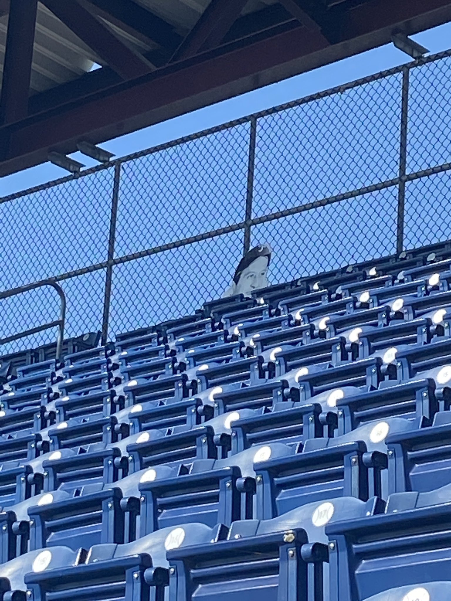 bob uecker front row