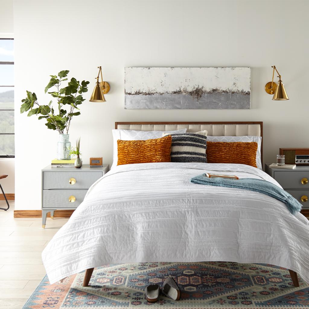 KILZBrand's tweet photo. Contrast colorful accents with light &amp; bright neutrals. ✨
Learn more about this #KILZ and #MagnoliaHomePaint project: https://t.co/zrjmLWEv60 https://t.co/oKNbm9OZYn