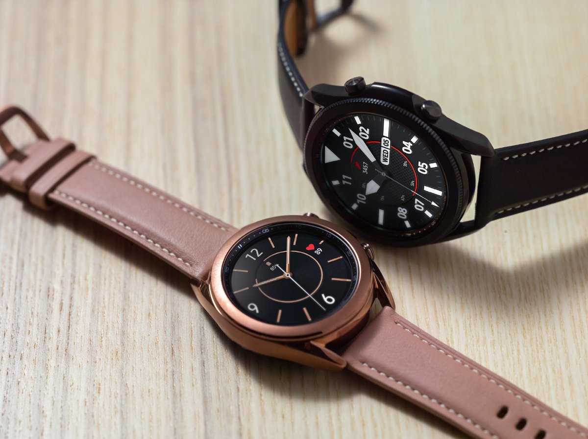 alsahatnews's tweet photo. سامسونج تطلق ساعة Galaxy Watch3 الذكية وسماعة Galaxy Buds Live اللاسلكية بميزات جديدة
@GalaxyMobileJP
#جلكسي
@timegalaxywatch
#رشاد_اسكندراني
#الساحات_العربيه 
 https://t.co/57aY3t7n9L https://t.co/t8RD3iBLmh