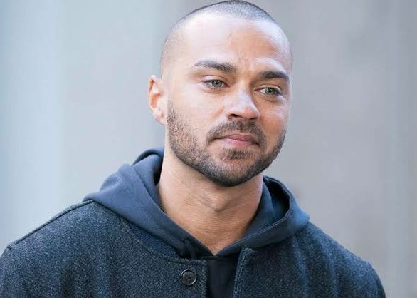 Hoje é aniversário dele que está de parabéns todos os dias. 
Happy Birthday Jesse Williams.   