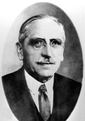 ZaikuGroup's tweet photo. This week we're covering Henri Lebesgue, the father of modern integration theory. #Mathematics #integration 
https://t.co/2heAIVN7qE https://t.co/JRg5uQgcRG