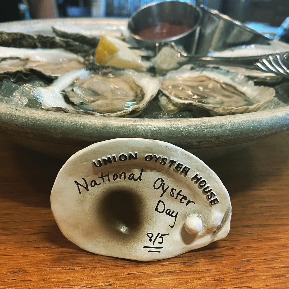 Union Oyster House tweet media