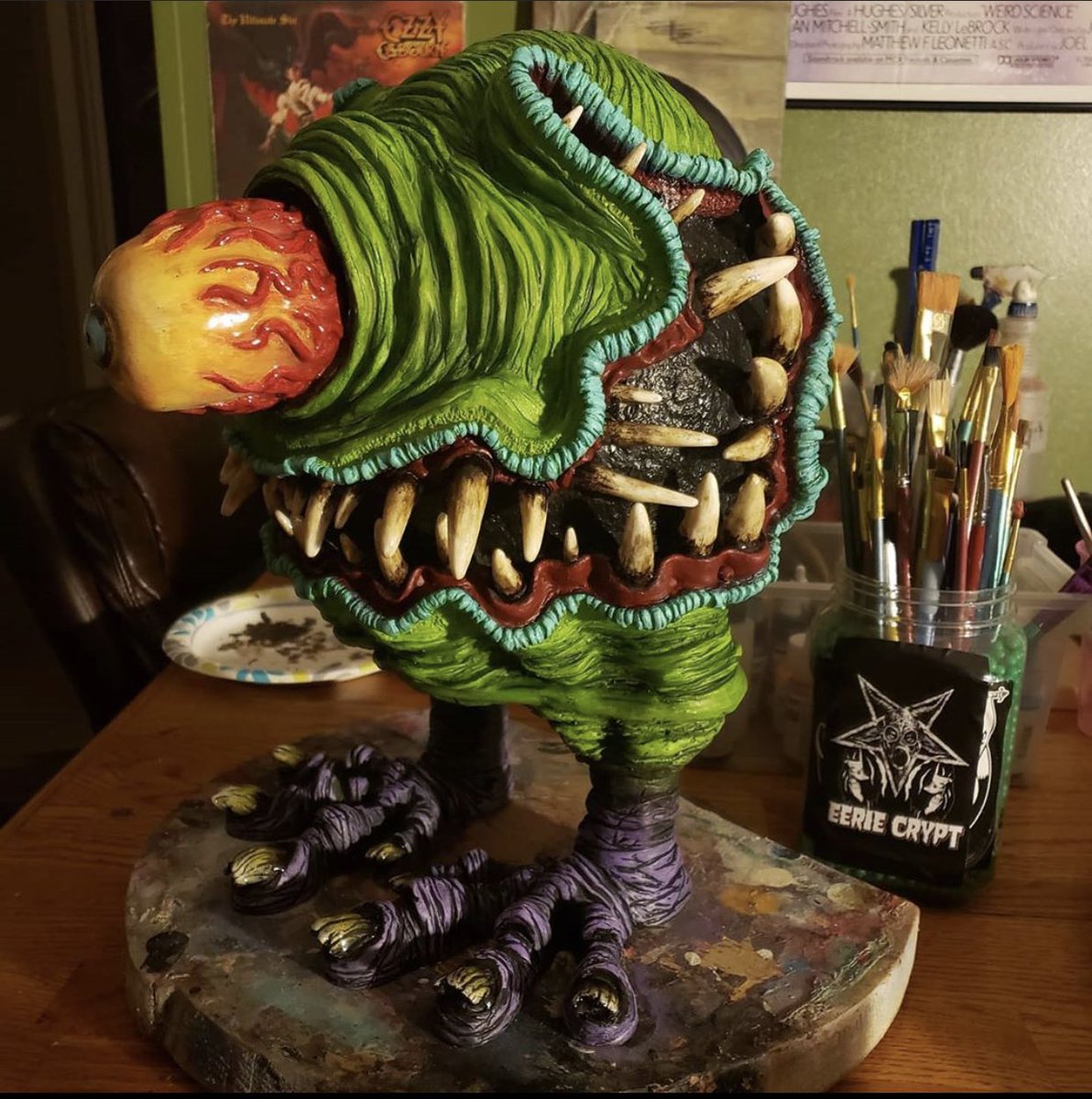 Ash__Sparkles's tweet photo. #eeriecrypt #lowbrowart
#edroth #edbigdaddyroth #rothfink #kustomkulture #ratfink #monsterkid #ratrods #fink #customtoys #toycollector #gnarlymagazine #ratrod #monsters #universalmonsters #tiki #midnightmagazine #ratfinkart #creaturedesign #madballs #smoothon #madmagazine #creepy https://t.co/yAUA1knwqW