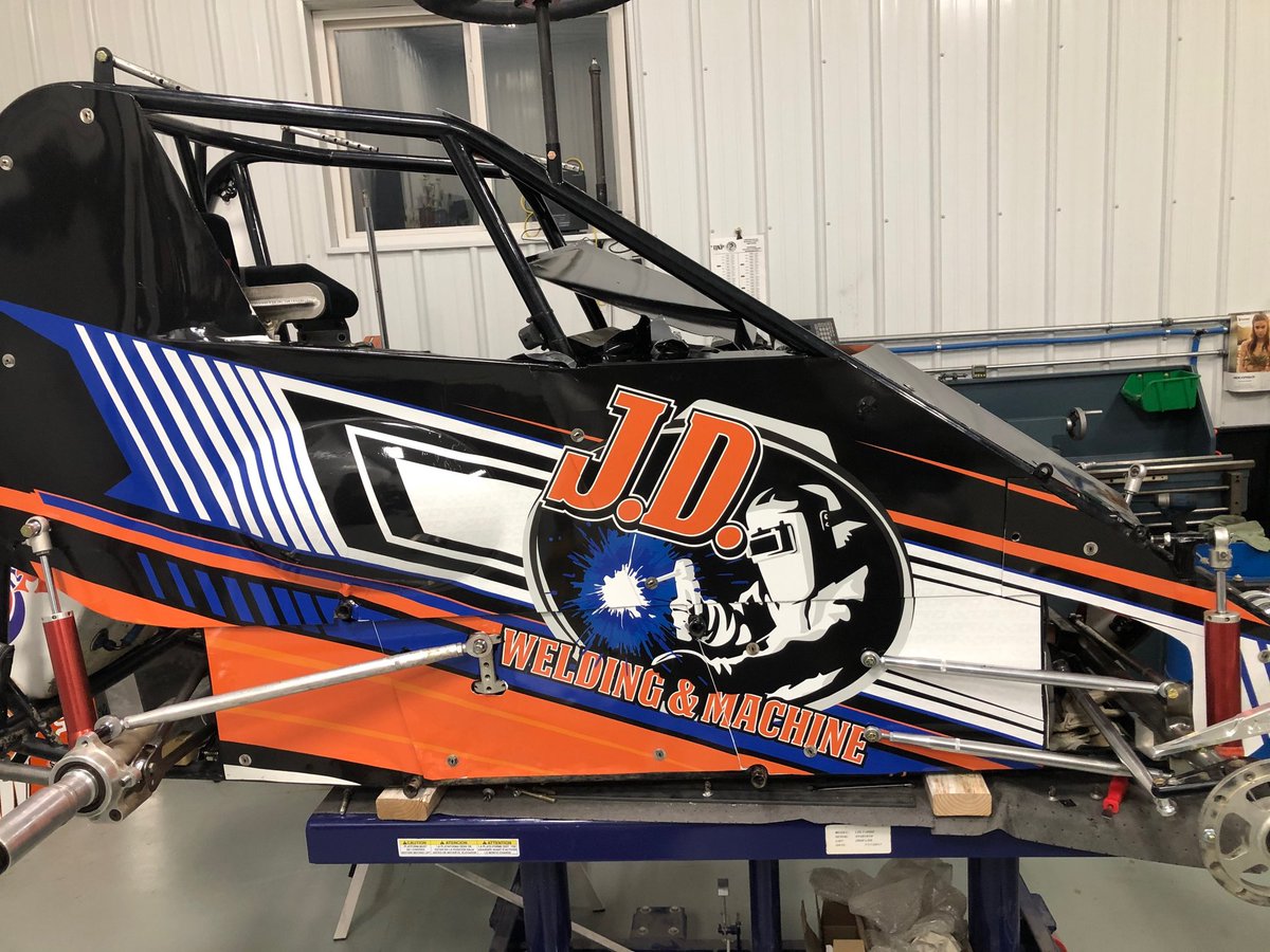Let's add a micro sprint to the mix 🕺🏁🏁🏁