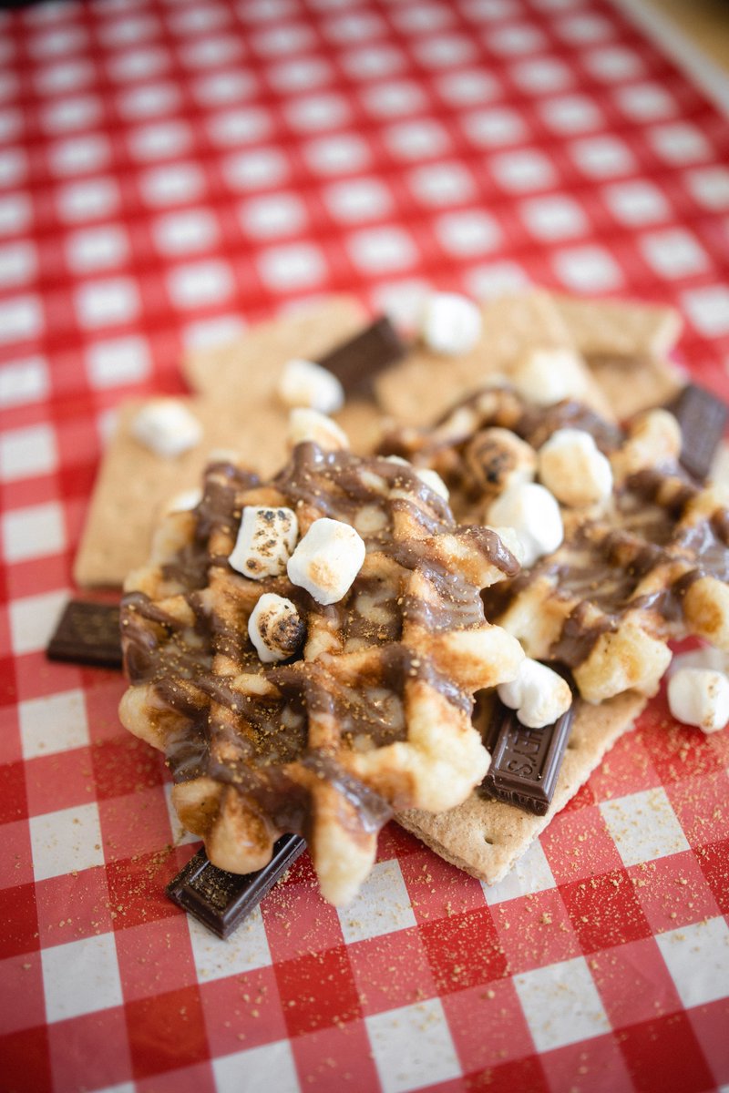 Smashed Waffles tweet media