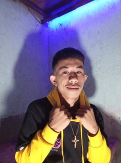 Rodwilll1's tweet photo. Focus baby🤮 https://t.co/XOL1QiY6sa