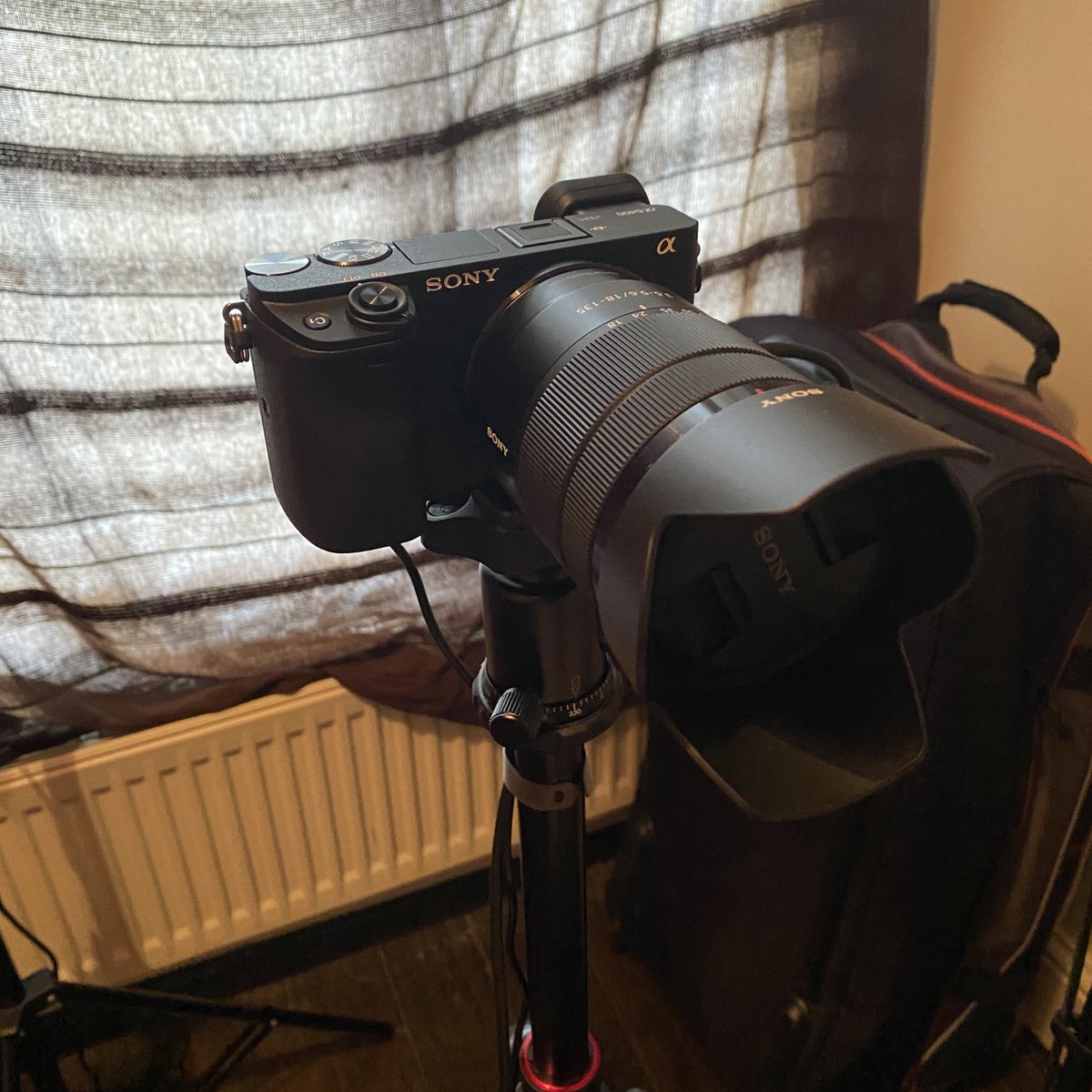 chrisreadsminds's tweet image. Getting setup with my new camera for my #VirtualMagic shows 😍 📹