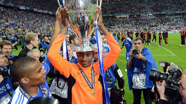 legeplads PEF ambulance Nouman on Twitter: "Happy 35th Birthday to one of Chelsea's best super-subs Salomon  Kalou! 104 Goal Contributions! A Goal/Assist every 130 minutes! Champions  League 🏆 Premier League 🏆 League Cup 🏆 FA