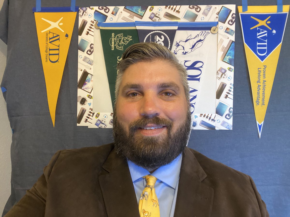 Mikkola67's tweet photo. Thank you Sup. Kris Corey and PD Team for inviting me to speak on virtual engagement at #PremierStart (100+ new teachers in google meet). Glad to be home. @KristenWitt13 @CoreyKrisc @DrMelissaF @smccabe_o @FSUSDHR #lifelonglearning #distancelearning #iamhere https://t.co/ReKL7lgaVp